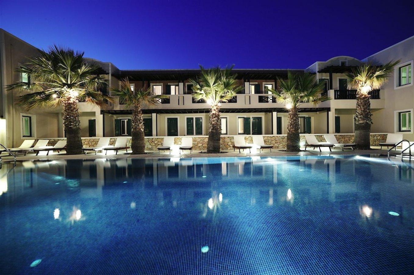Rose Bay Hotel Камари Экстерьер фото